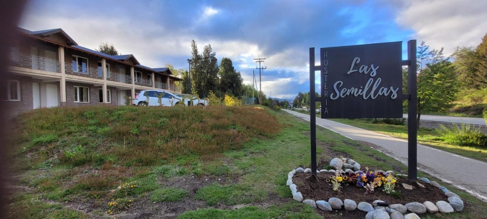 Hosteria Las Semillas Villa La Angostura Luaran gambar
